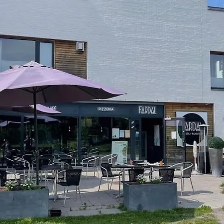 Close To Bus, S And The Sea Apartamento *